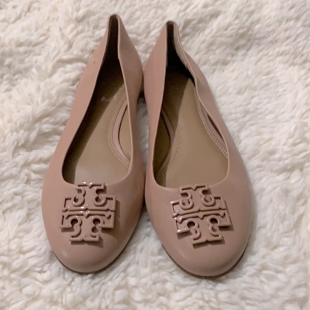 Tory Burch Flat size 7.5